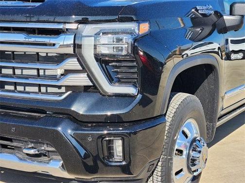 2025 Chevrolet Silverado 3500 High Country