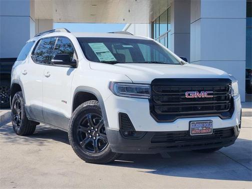2023 GMC Acadia AWD AT4