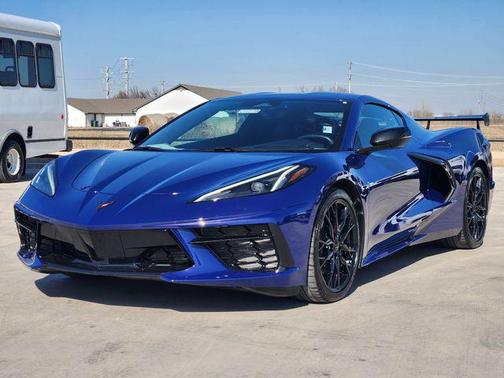 2025 Chevrolet Corvette Stingray w/1LT
