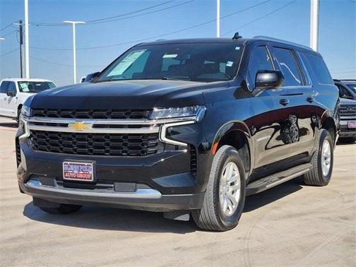 2023 Chevrolet Suburban LS