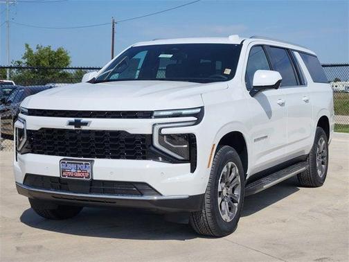 2025 Chevrolet Suburban LS