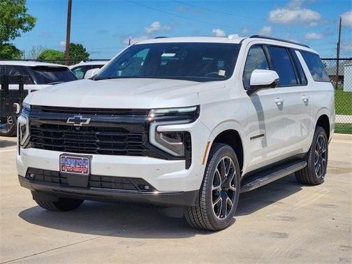 2025 Chevrolet Suburban RST