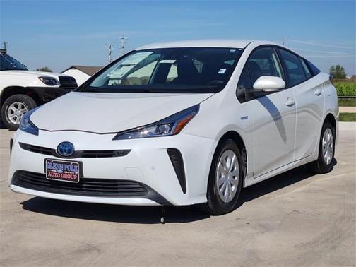 2022 Toyota Prius LE