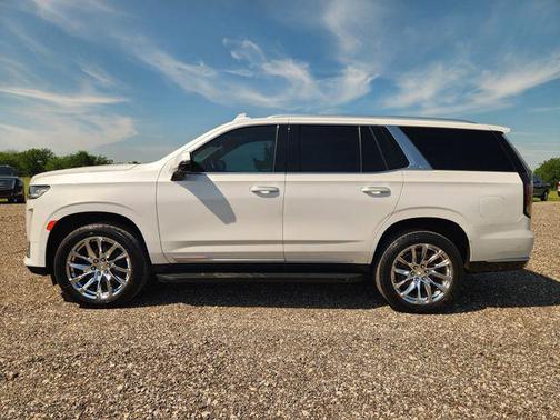 Crystal White Tricoat 2021 Cadillac Escalade Premium Luxury