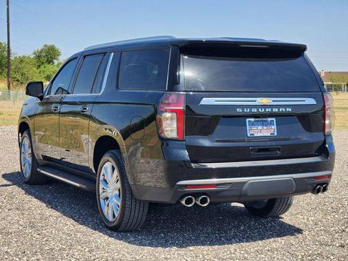 Black 2021 Chevrolet Suburban 2WD High Country