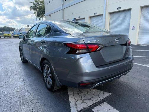 2024 Nissan Versa 1.6 SV