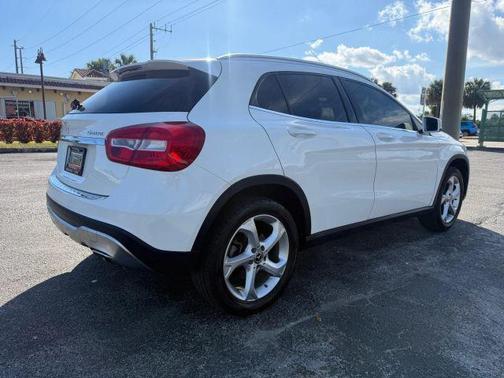 2020 Mercedes-Benz GLA 250 Base 4MATIC