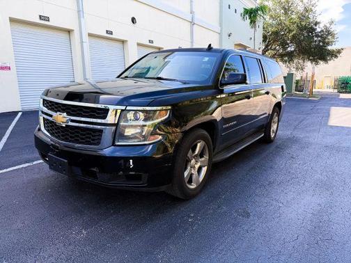 2017 Chevrolet Suburban LT