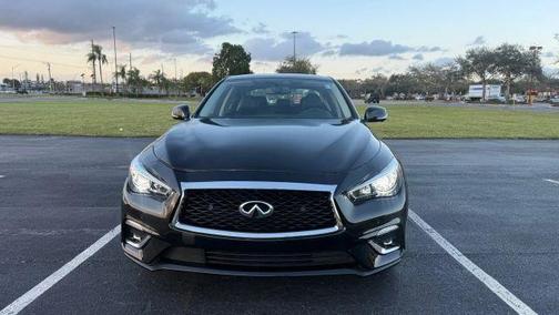 2023 INFINITI Q50 LUXE