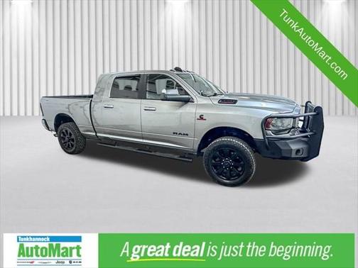 2022 RAM 3500 Big Horn Mega Cab 4x4 64' Box