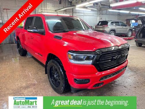 2021 RAM 1500 Big Horn Crew Cab 4x4 57' Box