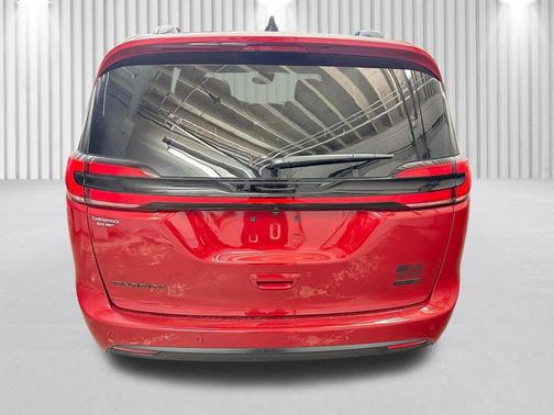 Red 2027 Chrysler Pacifica SELECT