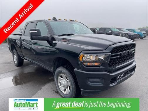 2024 RAM 2500 Tradesman Crew Cab 4x4 64' Box