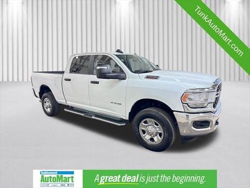 2024 RAM 2500 Big Horn Crew Cab 4x4 64' Box