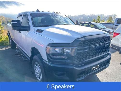 2024 RAM 3500 Tradesman Crew Cab 4x4 8 Box