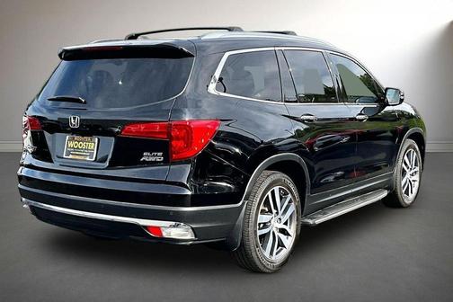 Black 2016 Honda Pilot Elite