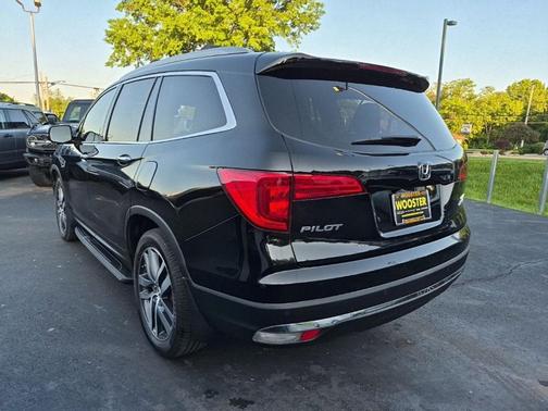 Black 2016 Honda Pilot Elite