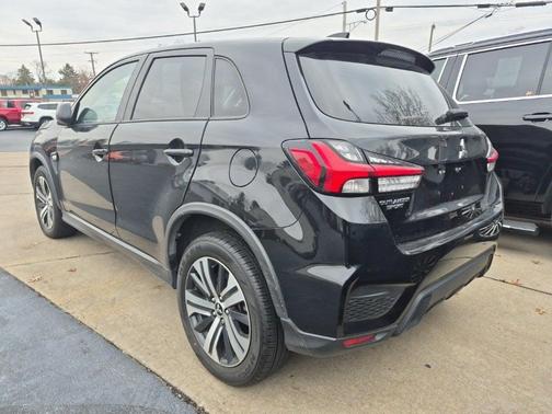 2024 Mitsubishi Outlander Sport 2.0 LE