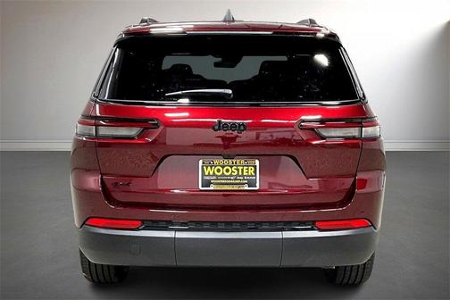 2025 Jeep Grand Cherokee L Laredo