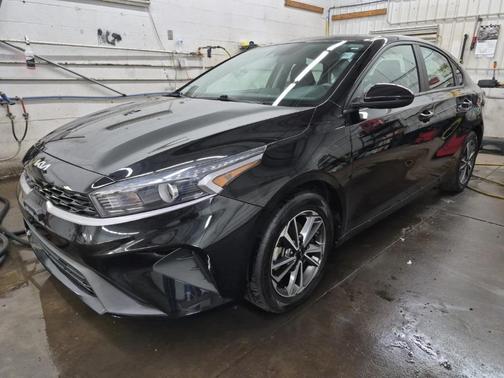 2022 Kia Forte LXS