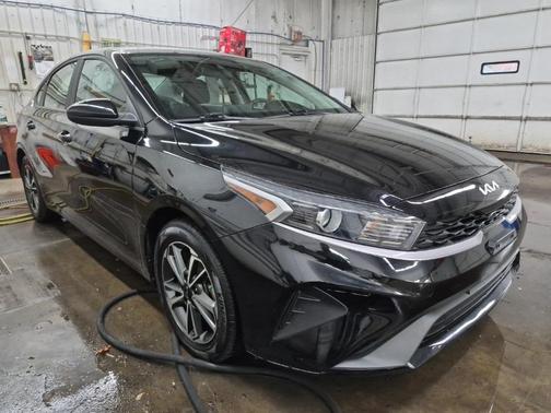 2022 Kia Forte LXS
