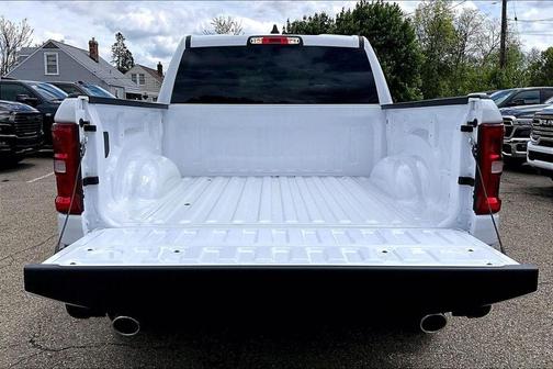 Bright White Clearcoat 2026 RAM 1500 Big Horn
