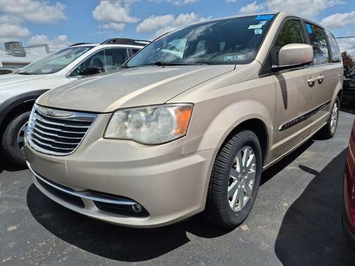 Cashmere / Sandstone Pearlcoat 2014 Chrysler Town & Country Touring