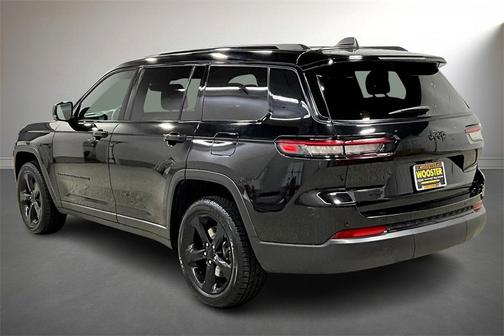 2023 Jeep Grand Cherokee L Laredo