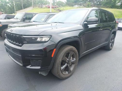 2023 Jeep Grand Cherokee L Laredo