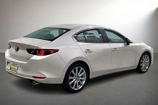 2022 Mazda Mazda3 FWD w/Select Package