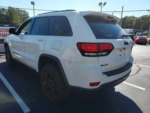 2019 Jeep Grand Cherokee Laredo