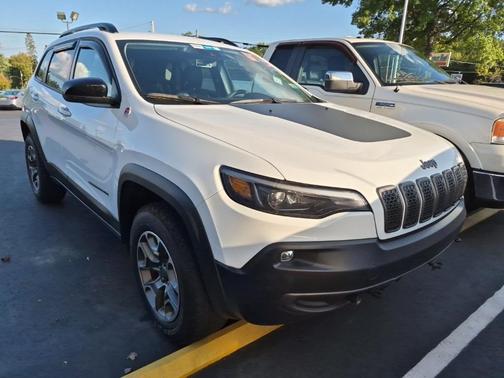 2022 Jeep Cherokee Trailhawk