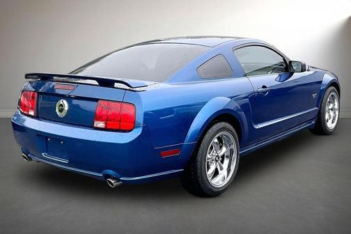 Blue 2008 Ford Mustang GT Premium