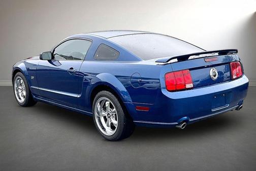Blue 2008 Ford Mustang GT Premium