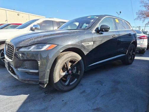 2021 Jaguar F-PACE Base