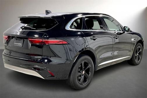 2021 Jaguar F-PACE Base