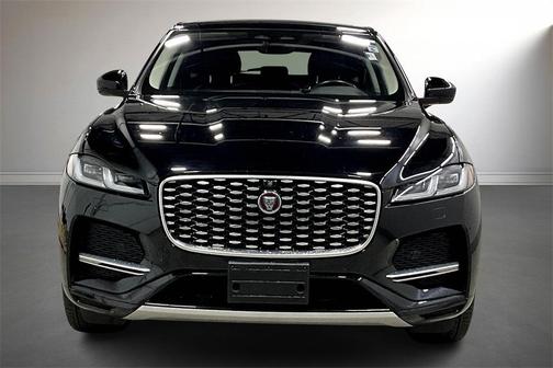 2021 Jaguar F-PACE Base