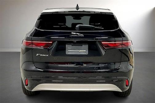 2021 Jaguar F-PACE Base