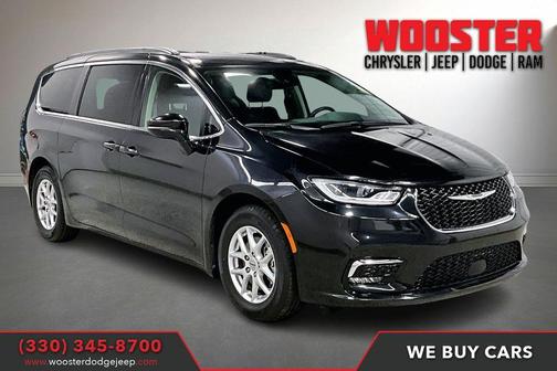 2022 Chrysler Pacifica Touring-L