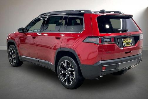 2026 Jeep Cherokee Overland