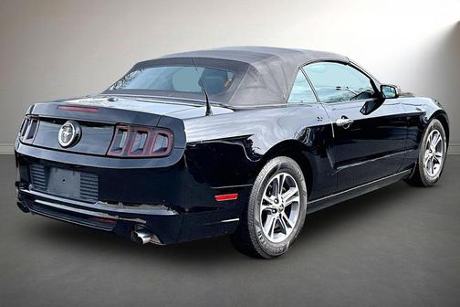 2014 Ford Mustang V6 Premium