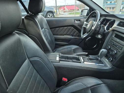 2014 Ford Mustang V6 Premium