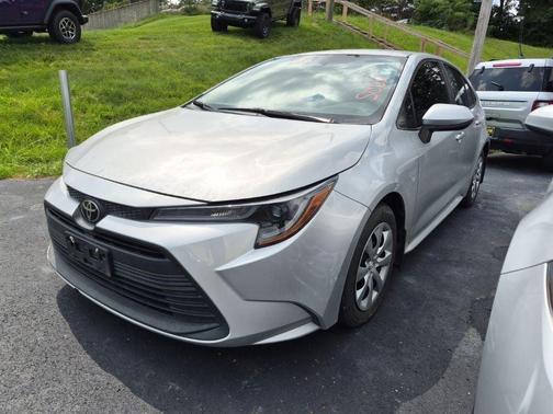 Classic Silver Metallic 2023 Toyota Corolla LE