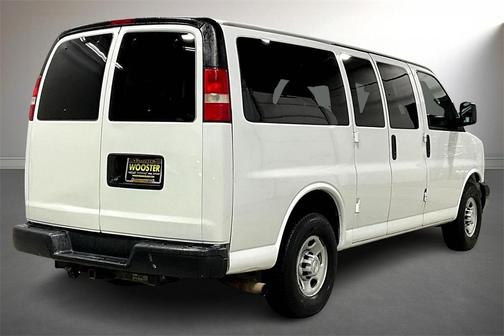 2018 Chevrolet Express 2500 LS