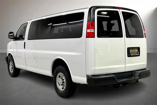2018 Chevrolet Express 2500 LS