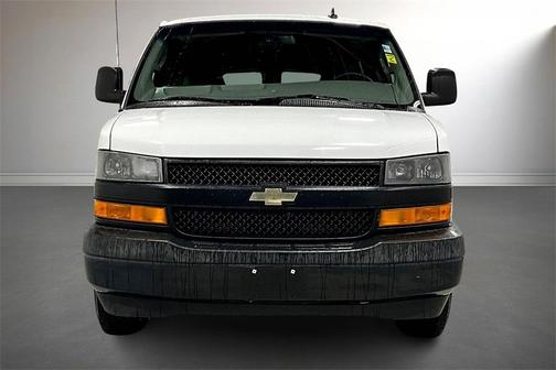 2018 Chevrolet Express 2500 LS