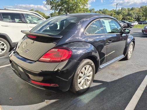 2019 Volkswagen Beetle 2.0T S