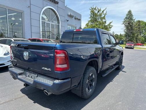 Patriot Blue Pearlcoat 2019 RAM 1500 Big Horn