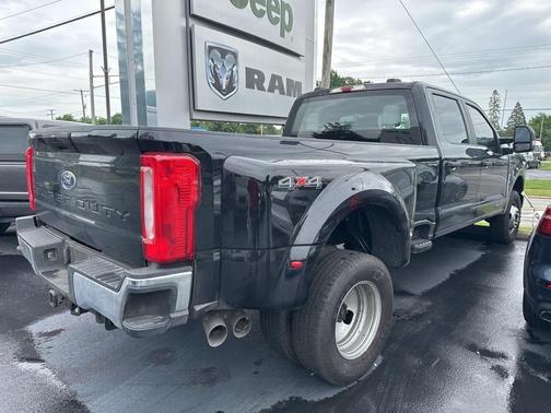 2023 Ford F-350 XL
