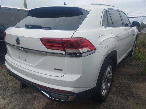 Pure White 2021 Volkswagen Atlas Cross Sport 3.6L V6 SEL